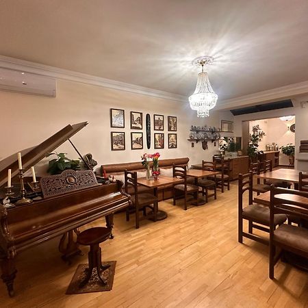 Hin Yerevantsi Hotel المظهر الخارجي الصورة